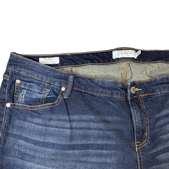 Torrid Distressed Dark Blue Plus Size Boyfriend Jeans Size 28 - Picture 3 of 10